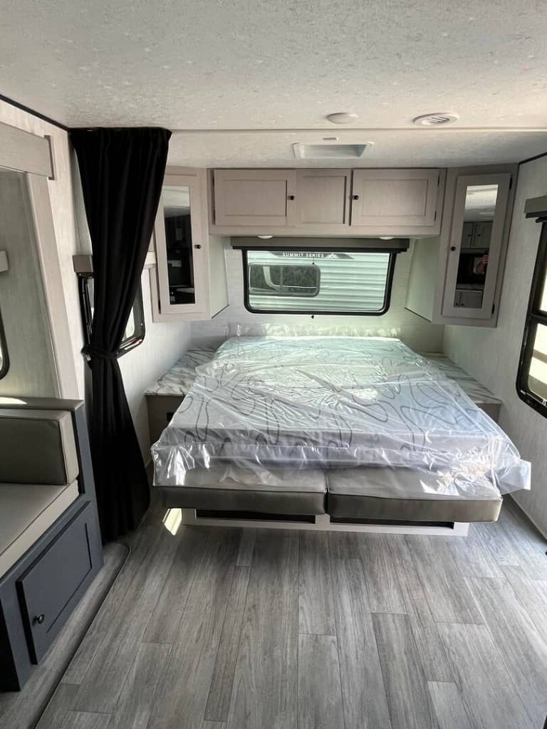2025 Coachmen 2025 Coachmen Apex Ultra-Lite - thumbnail 9