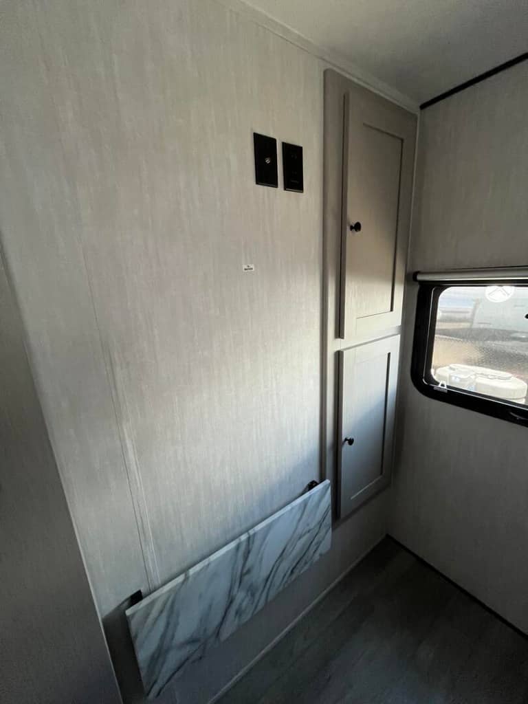 2025 Coachmen 2025 Coachmen Apex Ultra-Lite - thumbnail 20