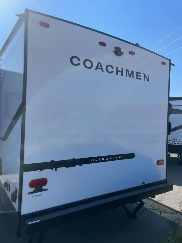 2025 Coachmen 2025 Coachmen Apex Ultra-Lite - thumbnail 4