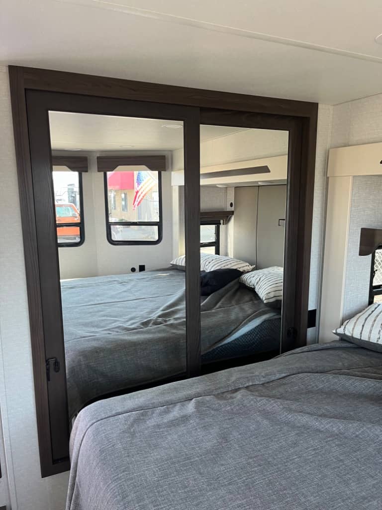 2025 Forest River 2025 Forest River Cedar Creek Cottage - thumbnail 8