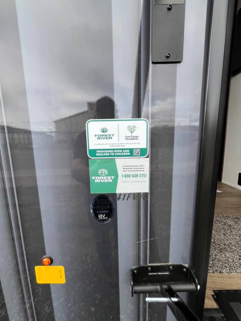 2025 Forest River 2025 Forest River Cedar Creek Destination - thumbnail 7