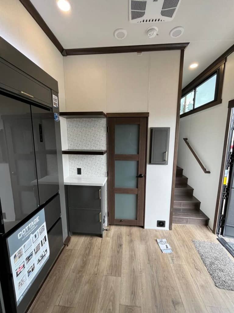 2025 Forest River 2025 Forest River Cedar Creek Destination - thumbnail 10