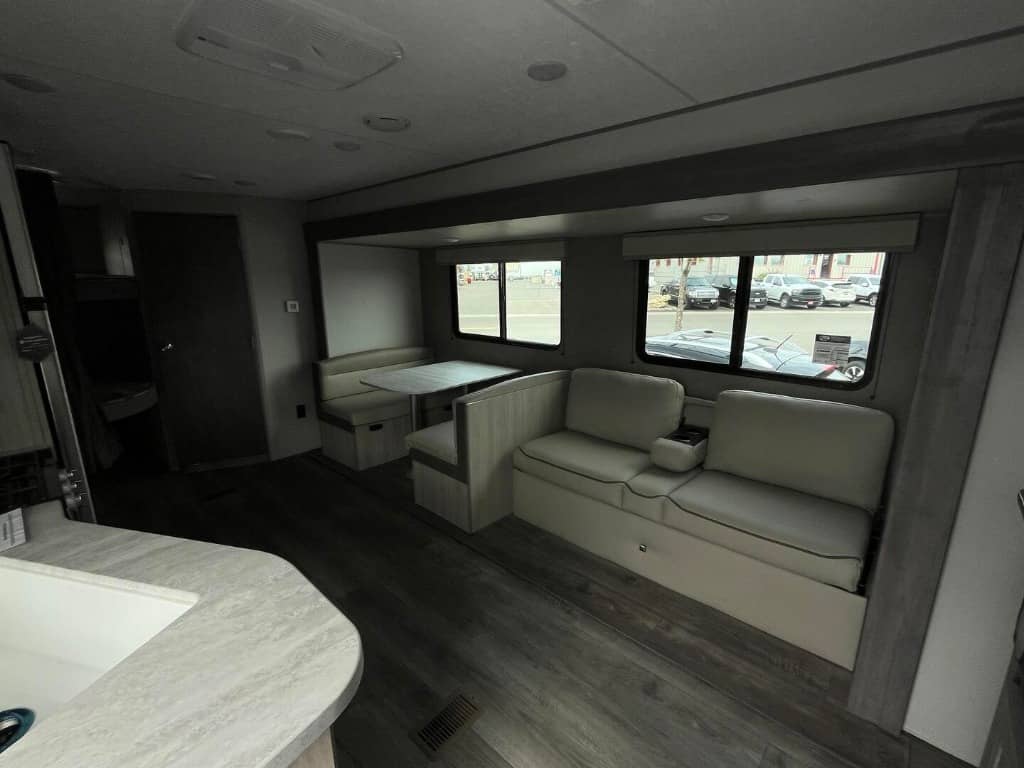 2025 Forest River 2025 Forest River Catalina - thumbnail 9