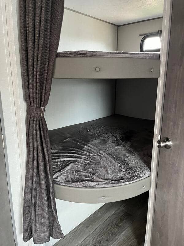 2025 Forest River 2025 Forest River Catalina - thumbnail 18