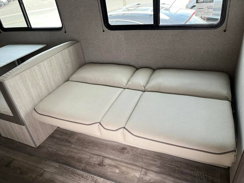 2025 Forest River 2025 Forest River Catalina - thumbnail 19