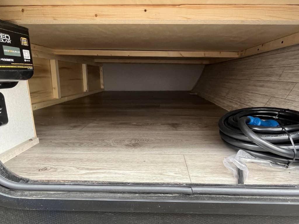 2025 Coachmen 2025 Coachmen Catalina Summit Series 7 - thumbnail 8