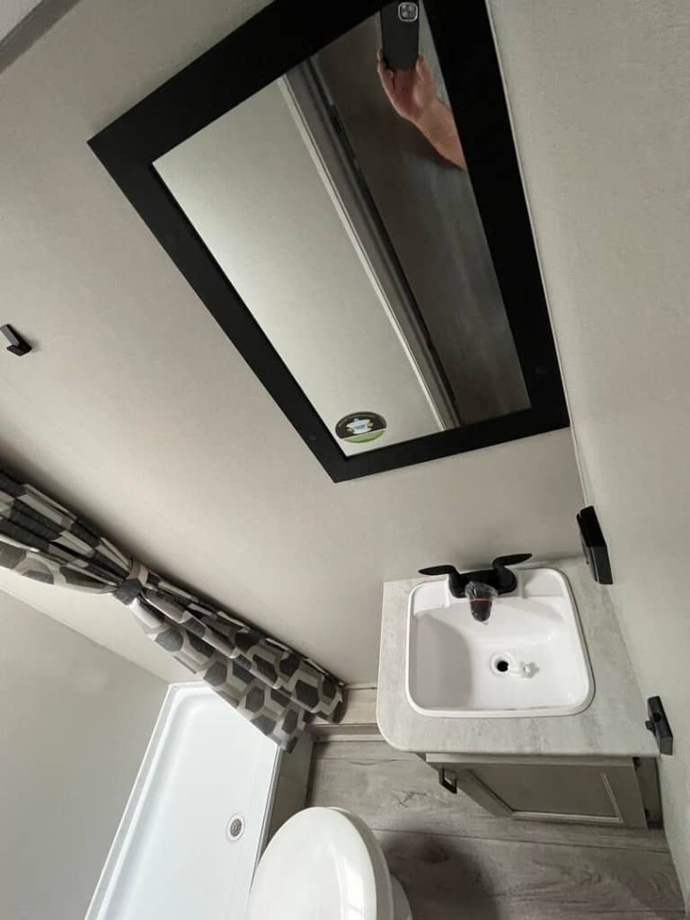 2025 Coachmen 2025 Coachmen Catalina Summit Series 7 - thumbnail 22