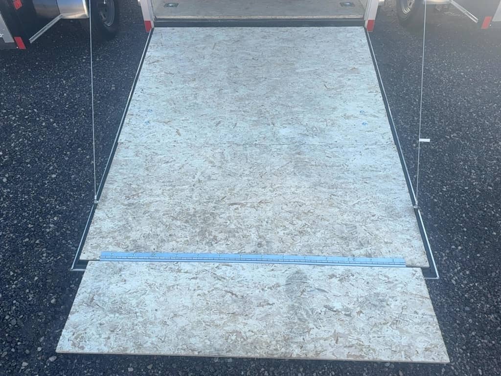 2025 Haulmark 2025 Haulmark Transport V-Nose - thumbnail 15