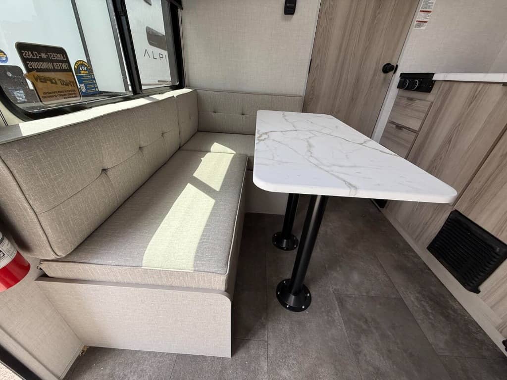 2025 Forest River 2025 Forest River Salem - thumbnail 9