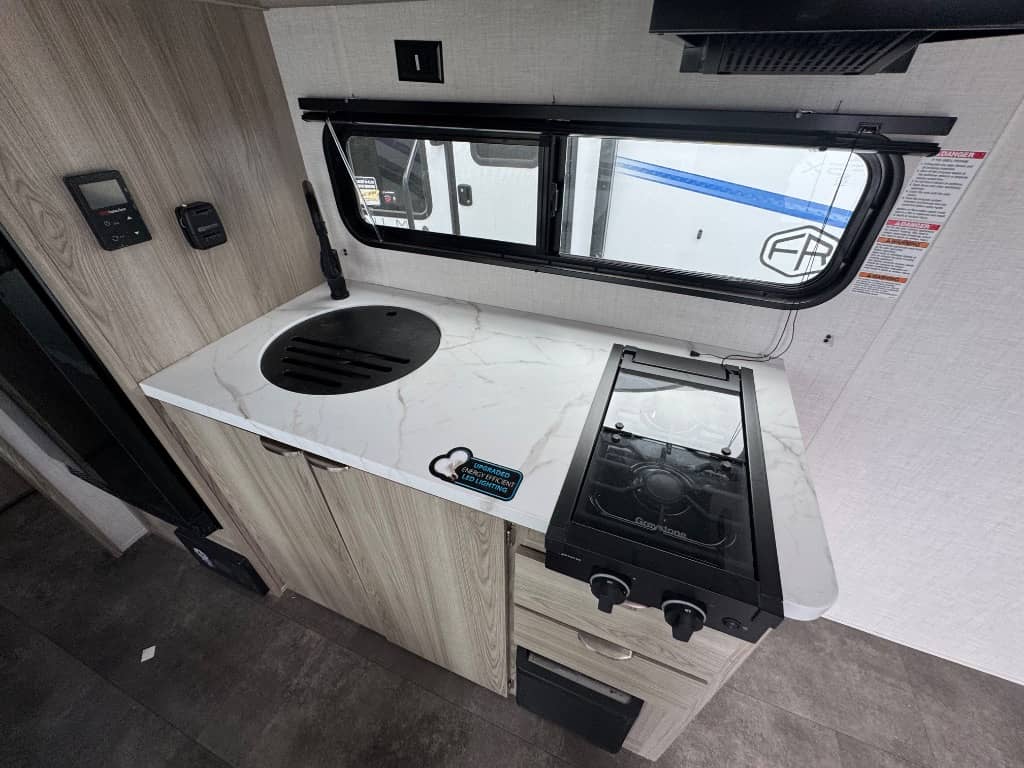 2025 Forest River 2025 Forest River Salem - thumbnail 10