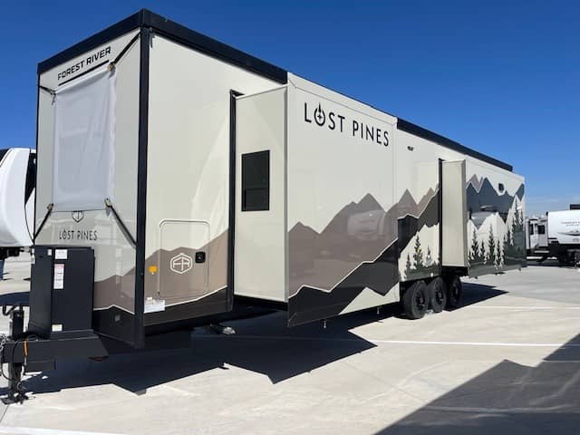 2026 Forest River 2026 Forest River Lost Pines - thumbnail 3