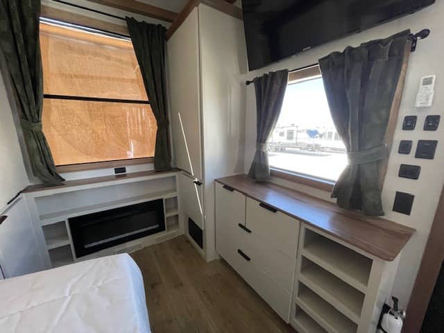 2026 Forest River 2026 Forest River Lost Pines - thumbnail 15