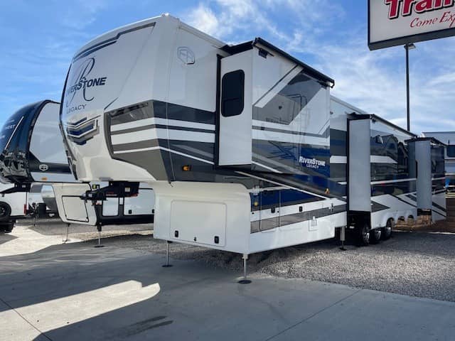 2026 Forest River 2026 Forest River Riverstone - thumbnail 3