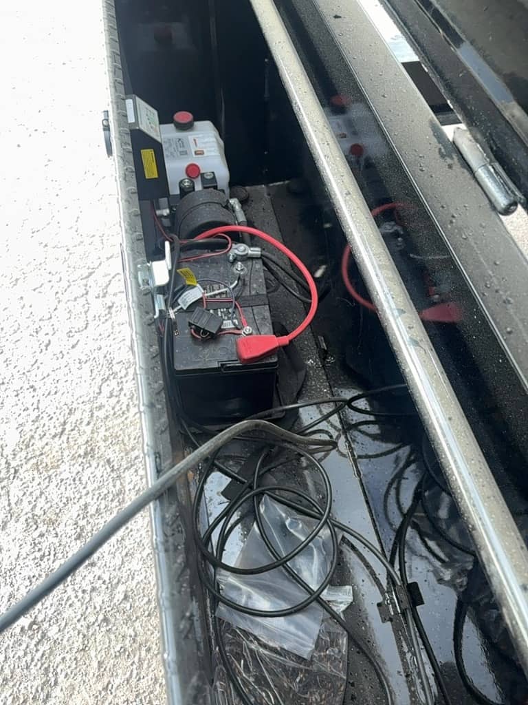 2026 PJ Trailers 2026 PJ Trailers Low-Pro High Side Dump DM - thumbnail 9