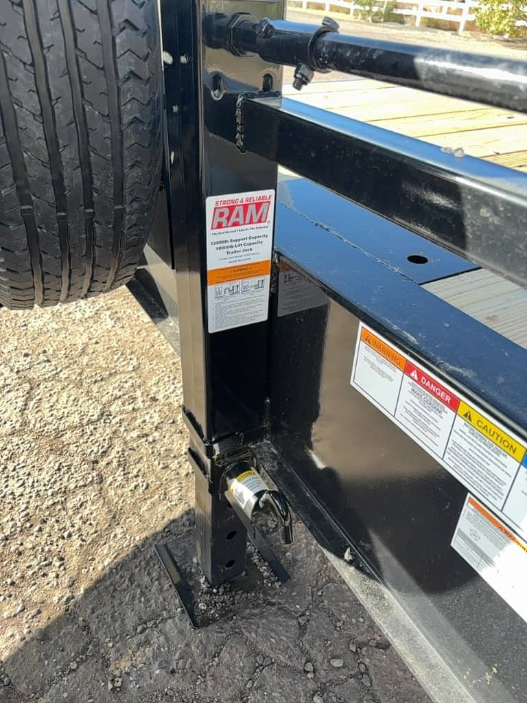 2026 PJ Trailers 2026 PJ Trailers I-Beam Deckover F8 - thumbnail 9