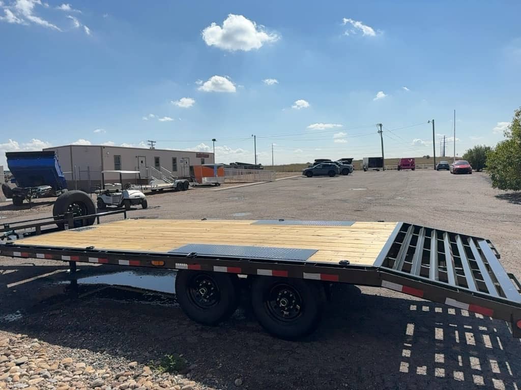 2026 PJ Trailers 2026 PJ Trailers I-Beam Deckover F8 - thumbnail 3