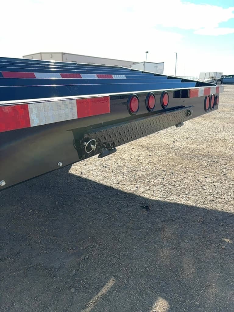 2026 PJ Trailers 2026 PJ Trailers I-Beam Deckover F8 - thumbnail 13