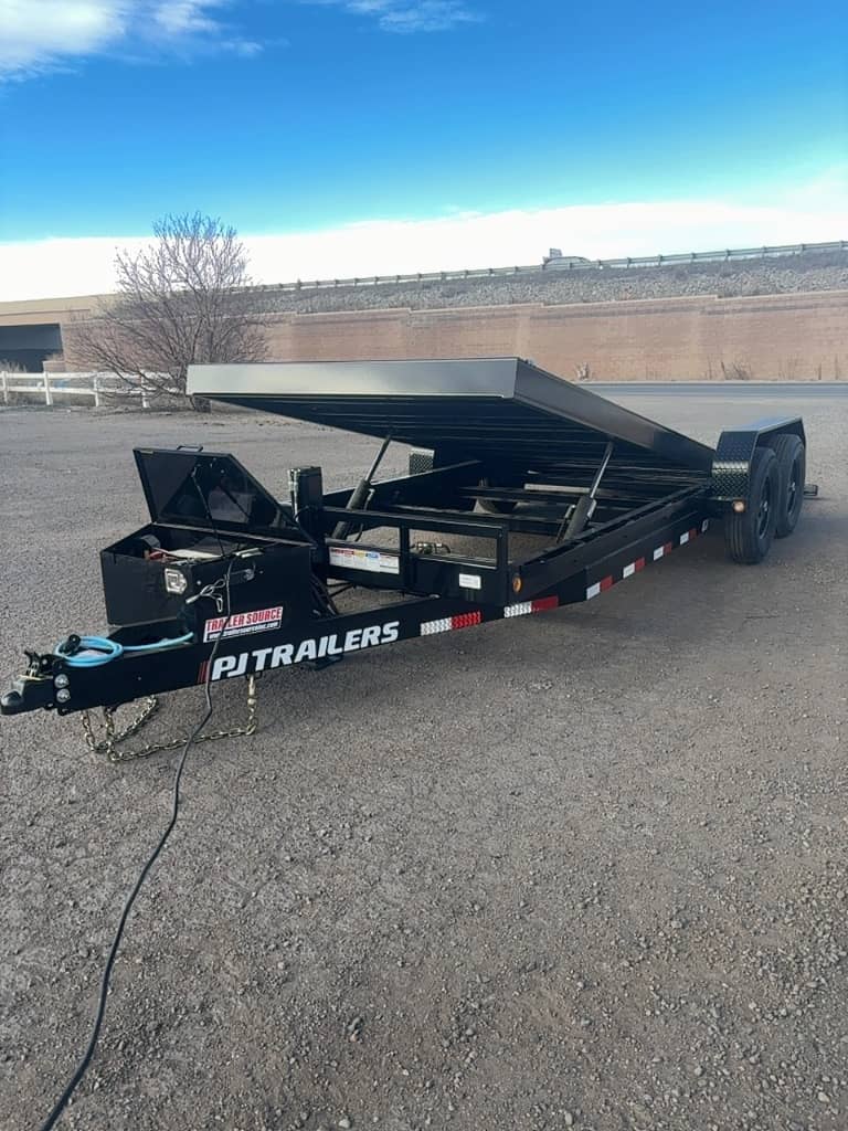 2026 PJ Trailers 2026 PJ Trailers Powered Full Tilt - thumbnail 10