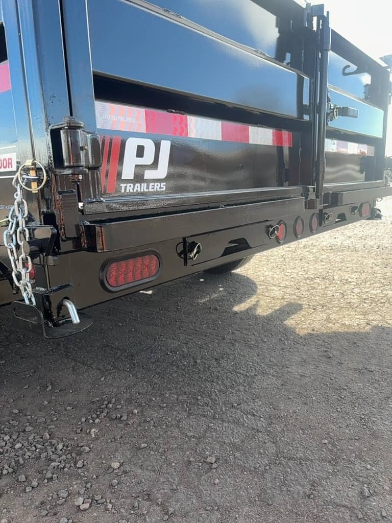 2026 PJ Trailers 2026 PJ Trailers Telescopic Dump - thumbnail 12