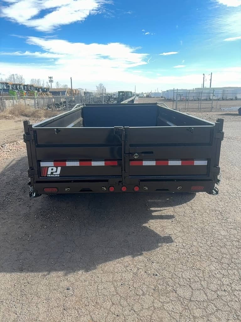 2026 PJ Trailers 2026 PJ Trailers Telescopic Dump - thumbnail 13