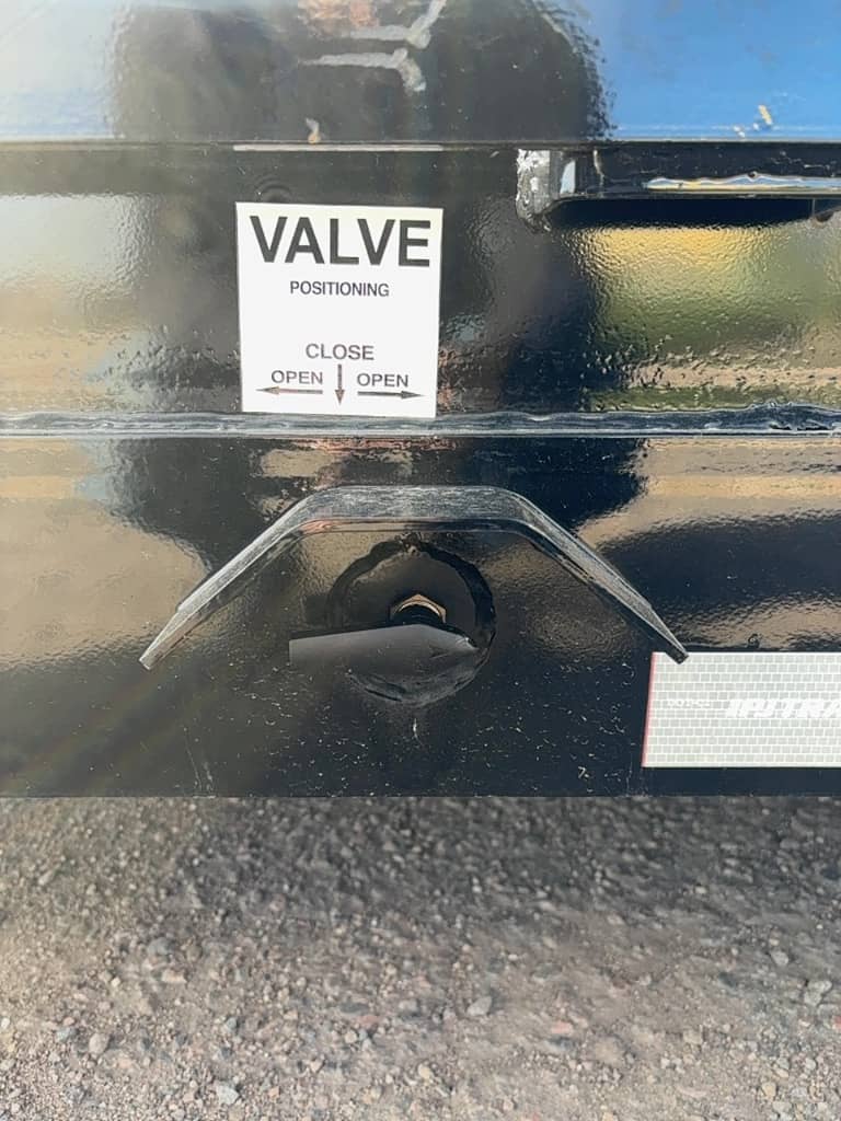 2026 PJ Trailers 2026 PJ Trailers Channel Equipment Tilt T6 - thumbnail 9