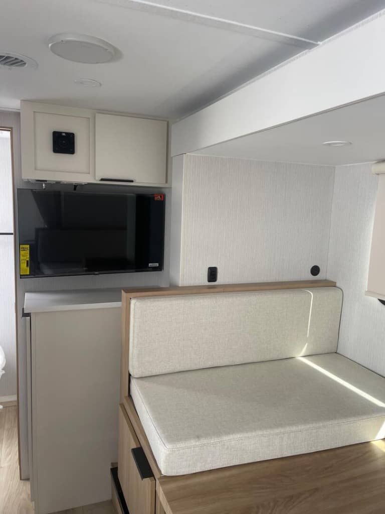 2026 Winnebago 2026 Winnebago Micro Minnie - thumbnail 10