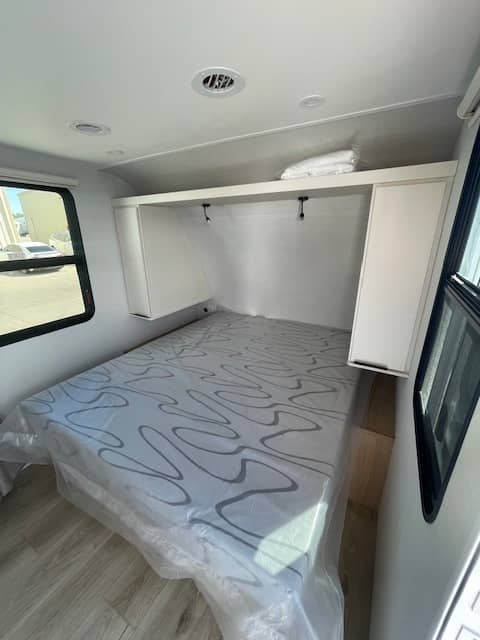 2026 Winnebago 2026 Winnebago Micro Minnie - thumbnail 4