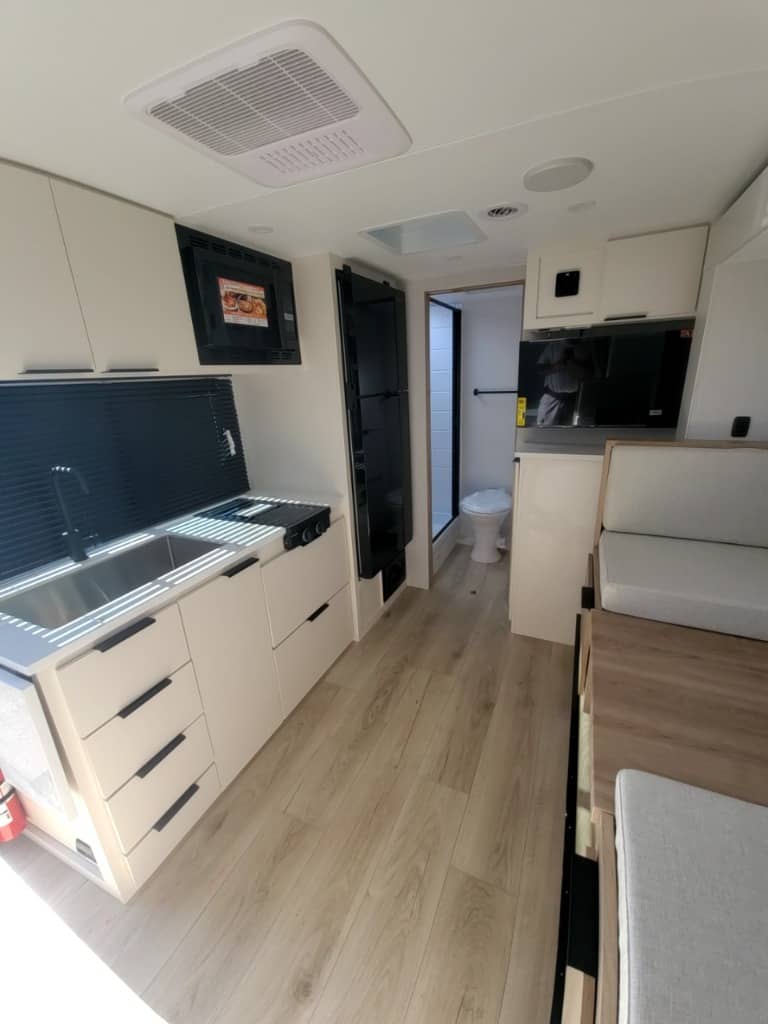 2026 Winnebago 2026 Winnebago Micro Minnie - thumbnail 14