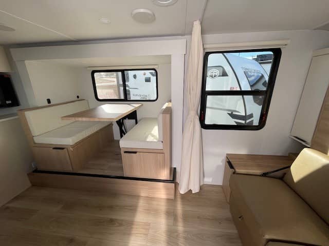 2026 Winnebago 2026 Winnebago Micro Minnie - thumbnail 6