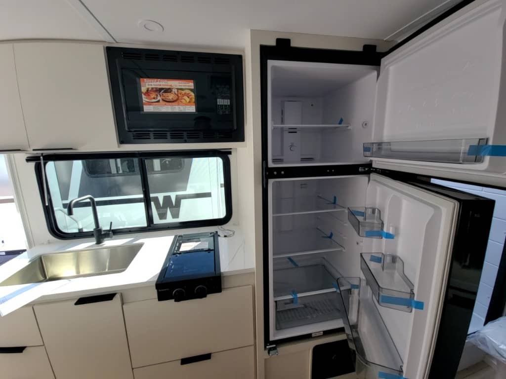 2026 Winnebago 2026 Winnebago Micro Minnie - thumbnail 17