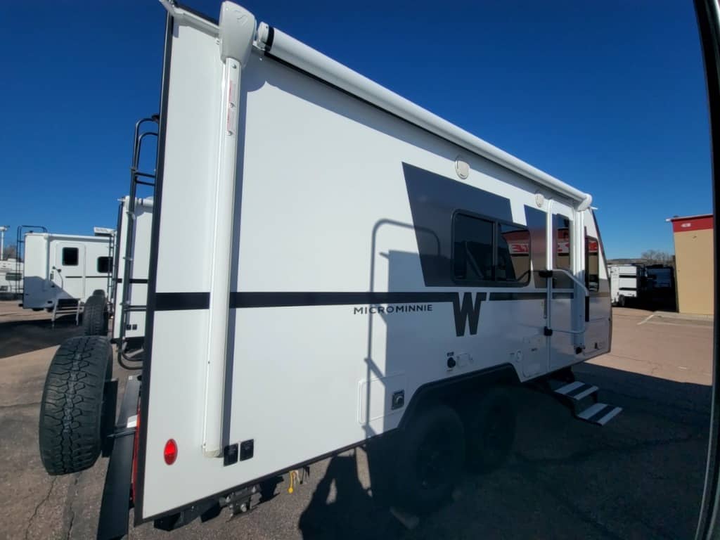2026 Winnebago 2026 Winnebago Micro Minnie - thumbnail 9