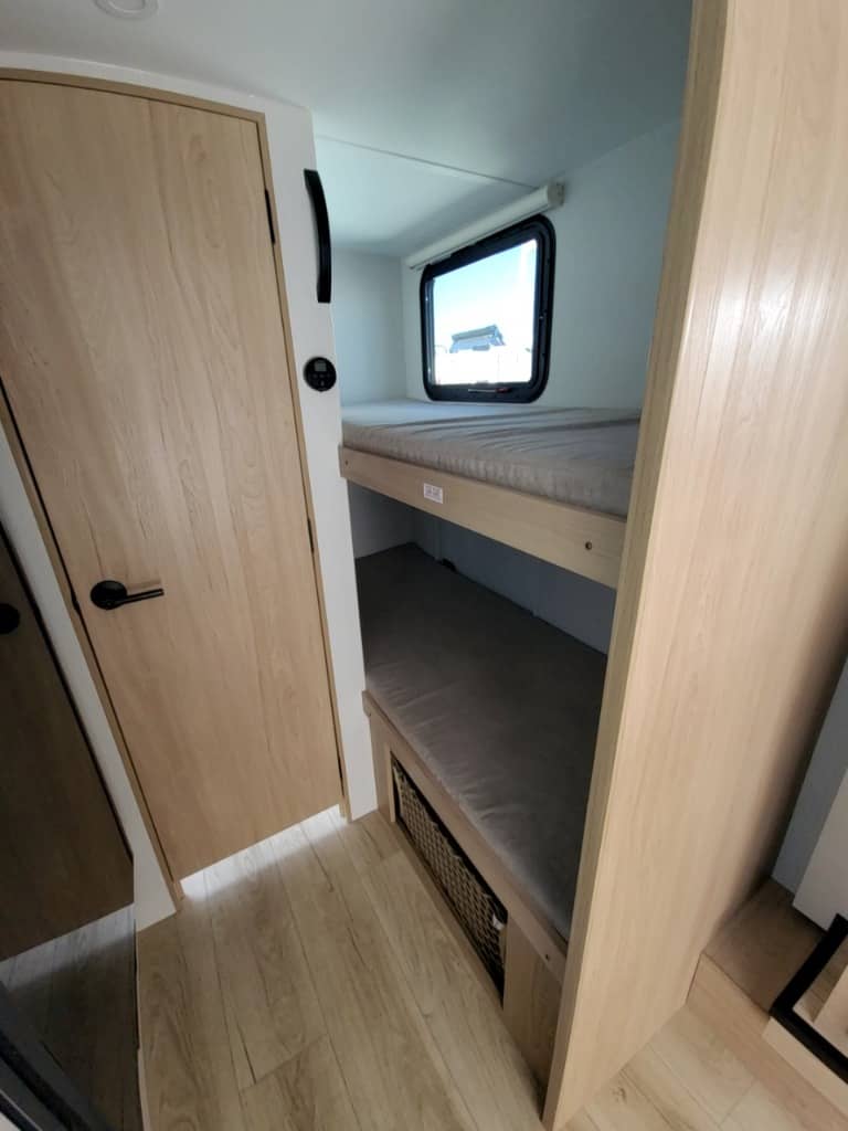 2026 Winnebago 2026 Winnebago Micro Minnie - thumbnail 17