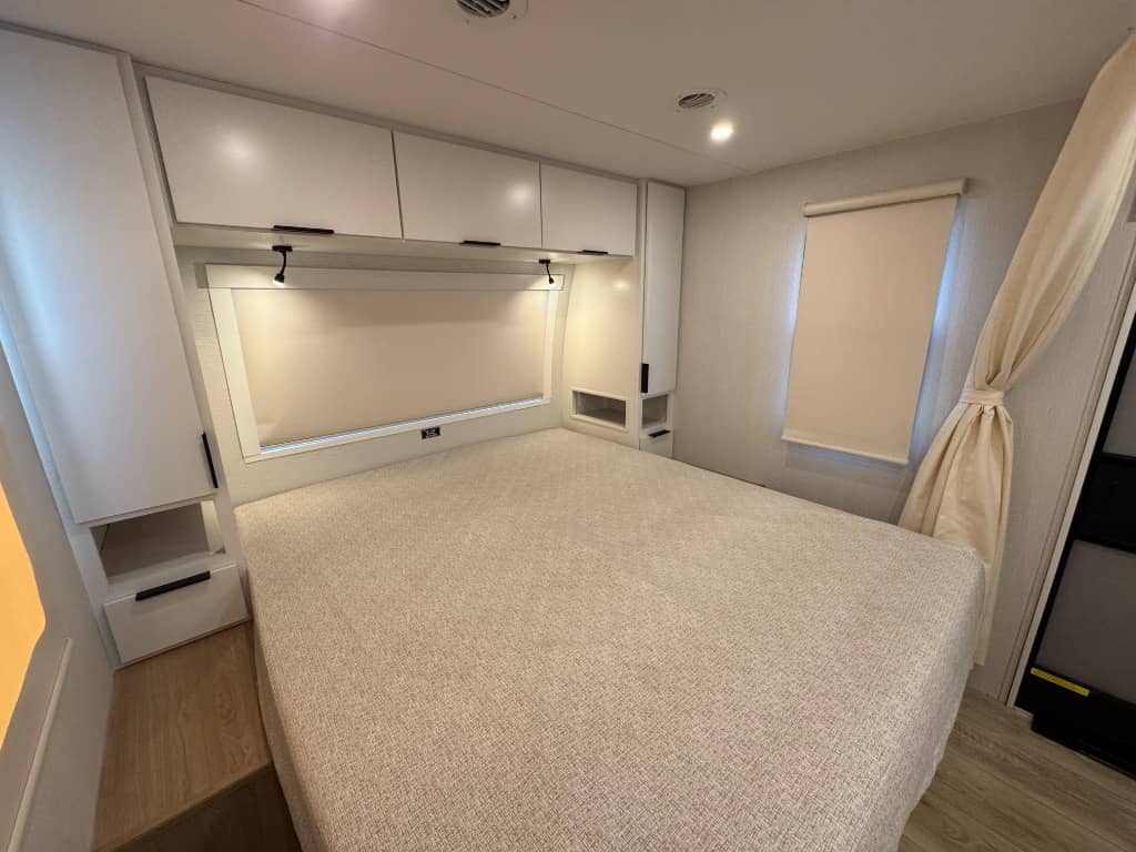 2026 Winnebago 2026 Winnebago Thrive - thumbnail 20