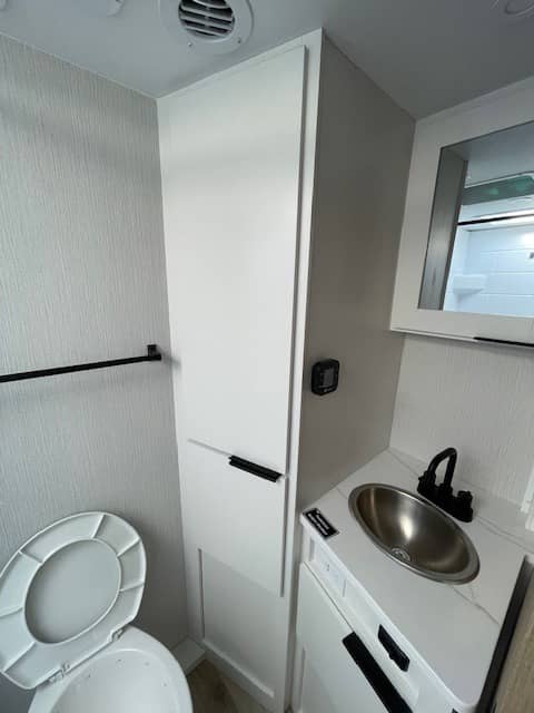 2026 Winnebago 2026 Winnebago Micro Minnie - thumbnail 8