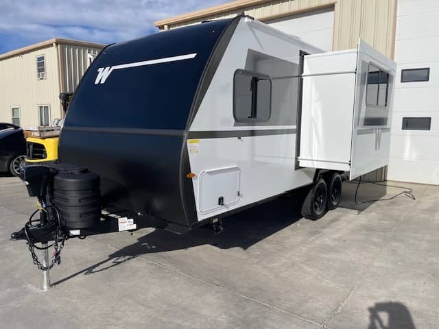 2026 Winnebago 2026 Winnebago Micro Minnie - thumbnail 3