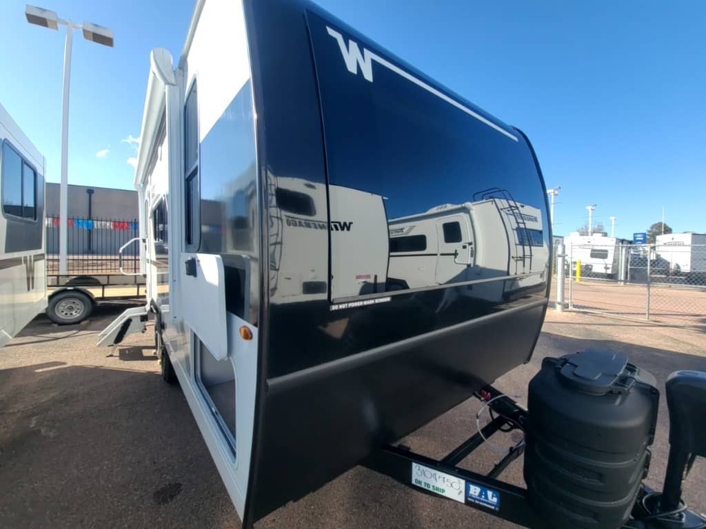 2026 Winnebago 2026 Winnebago Thrive - thumbnail 3