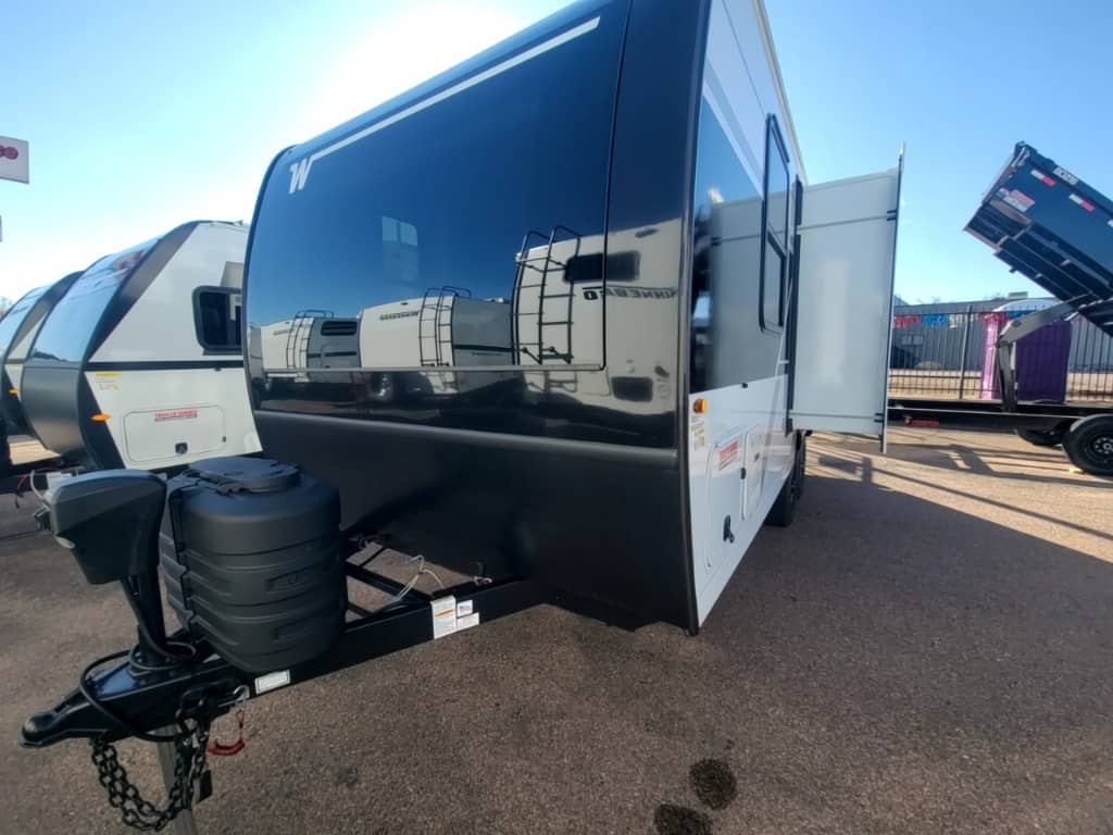 2026 Winnebago 2026 Winnebago Thrive - thumbnail 4