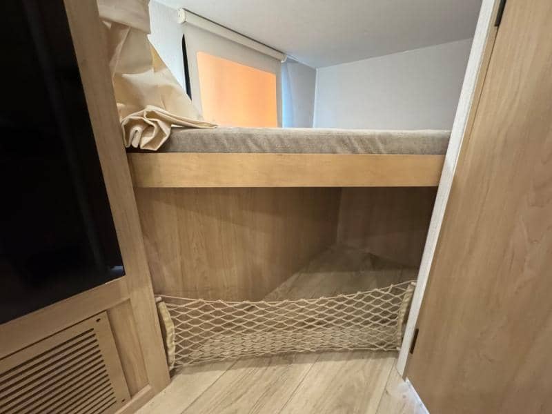 2026 Winnebago 2026 Winnebago Thrive - thumbnail 14