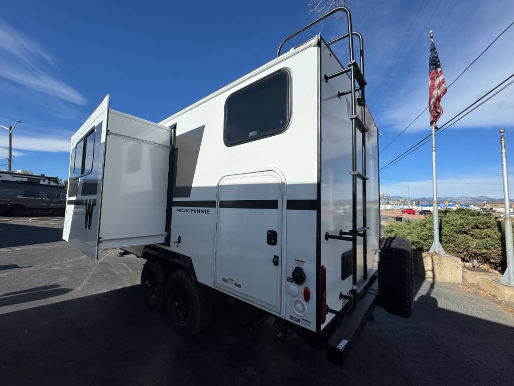 2026 Winnebago 2026 Winnebago Micro Minnie - thumbnail 4