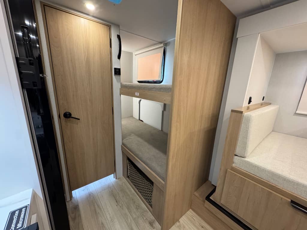 2026 Winnebago 2026 Winnebago Micro Minnie - thumbnail 9