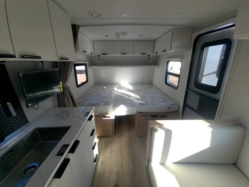 2026 Winnebago 2026 Winnebago Micro Minnie - thumbnail 19