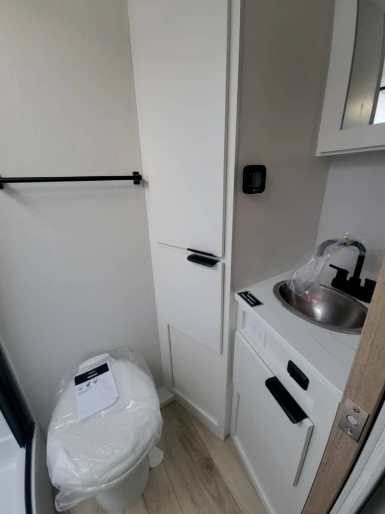 2026 Winnebago 2026 Winnebago Micro Minnie - thumbnail 25