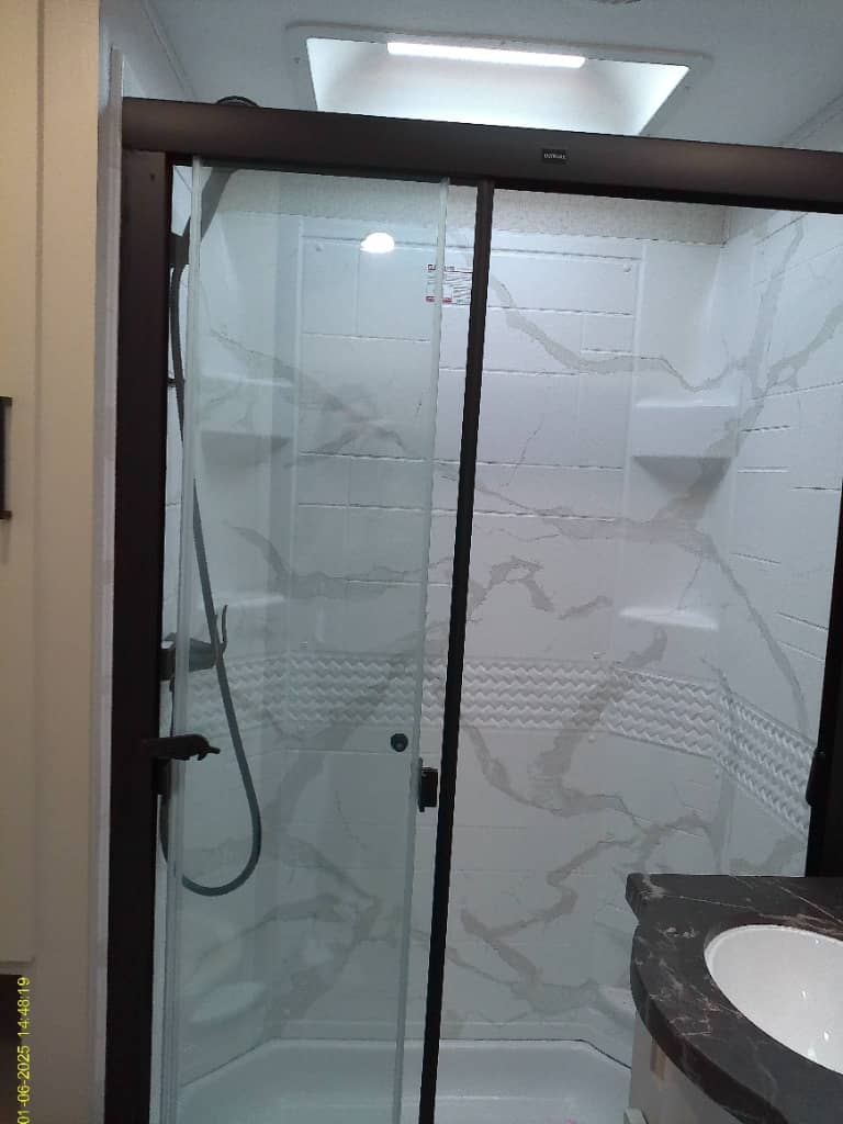 2026 East to West 2026 East to West Blackthorn - thumbnail 15