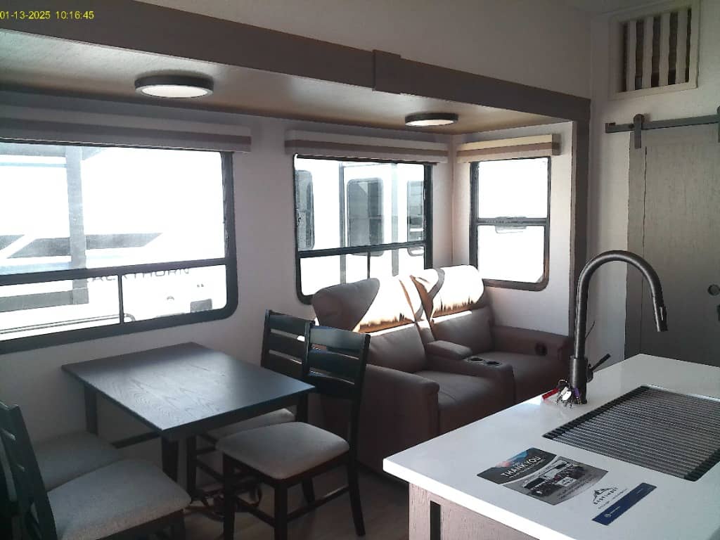 2026 East to West 2026 East to West Blackthorn - thumbnail 10