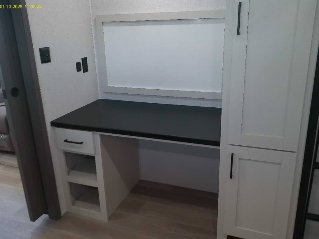 2026 East to West 2026 East to West Blackthorn - thumbnail 13