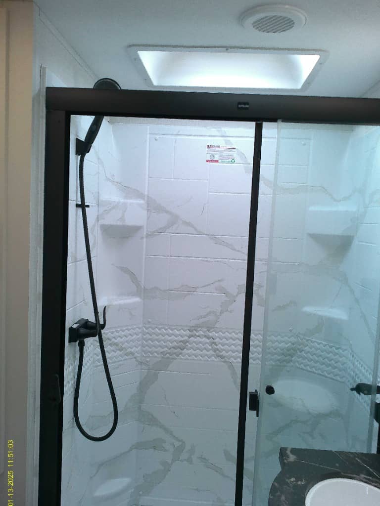 2026 East to West 2026 East to West Blackthorn - thumbnail 23