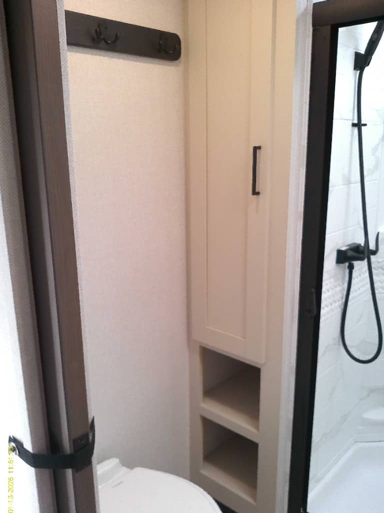 2026 East to West 2026 East to West Blackthorn - thumbnail 25