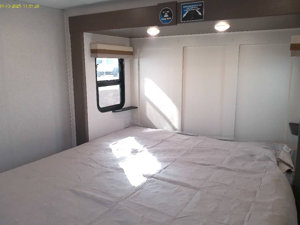 2026 East to West 2026 East to West Blackthorn - thumbnail 26