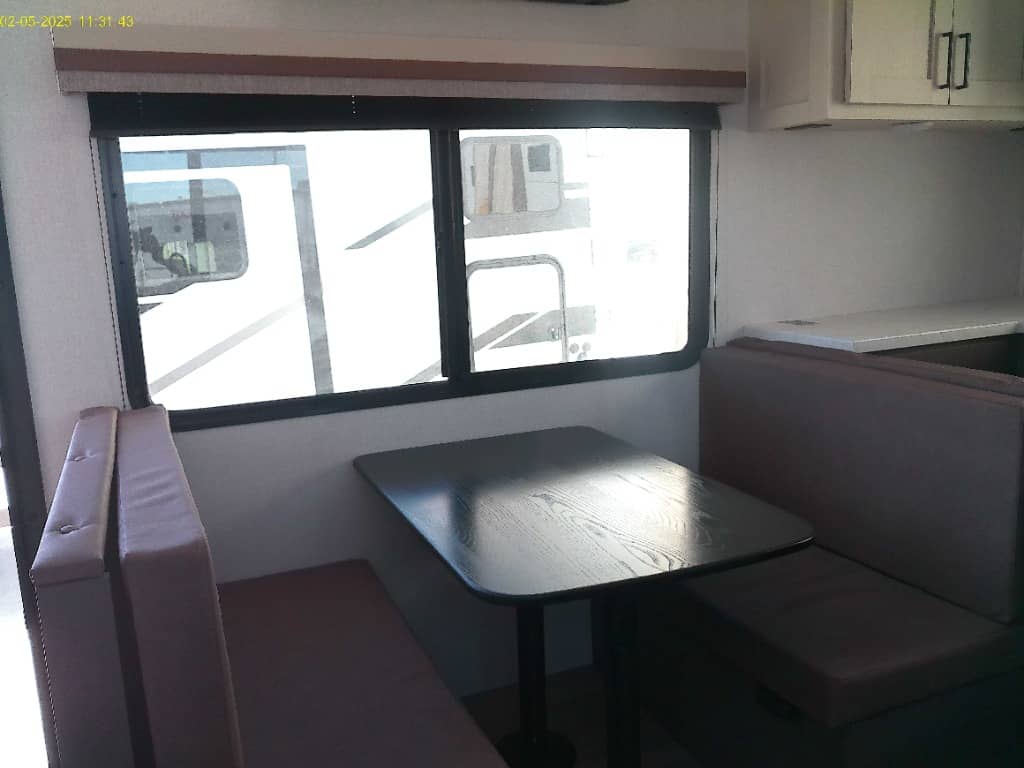 2026 East to West 2026 East to West Blackthorn - thumbnail 9