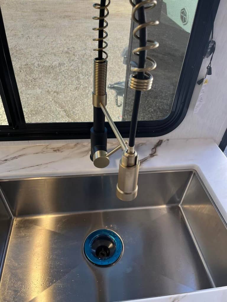 2026 Coachmen 2026 Coachmen Apex Nano - thumbnail 25